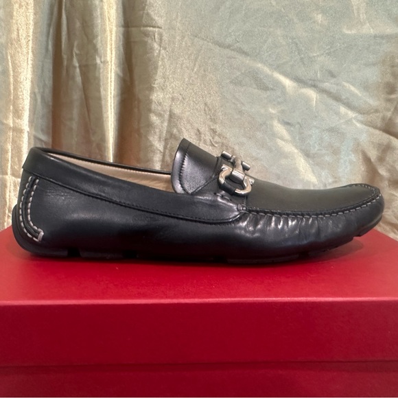 Ferragamo "Parigi" - Picture 1 of 12